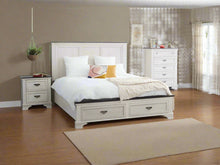 Load image into Gallery viewer, Martens Queen/King Suite