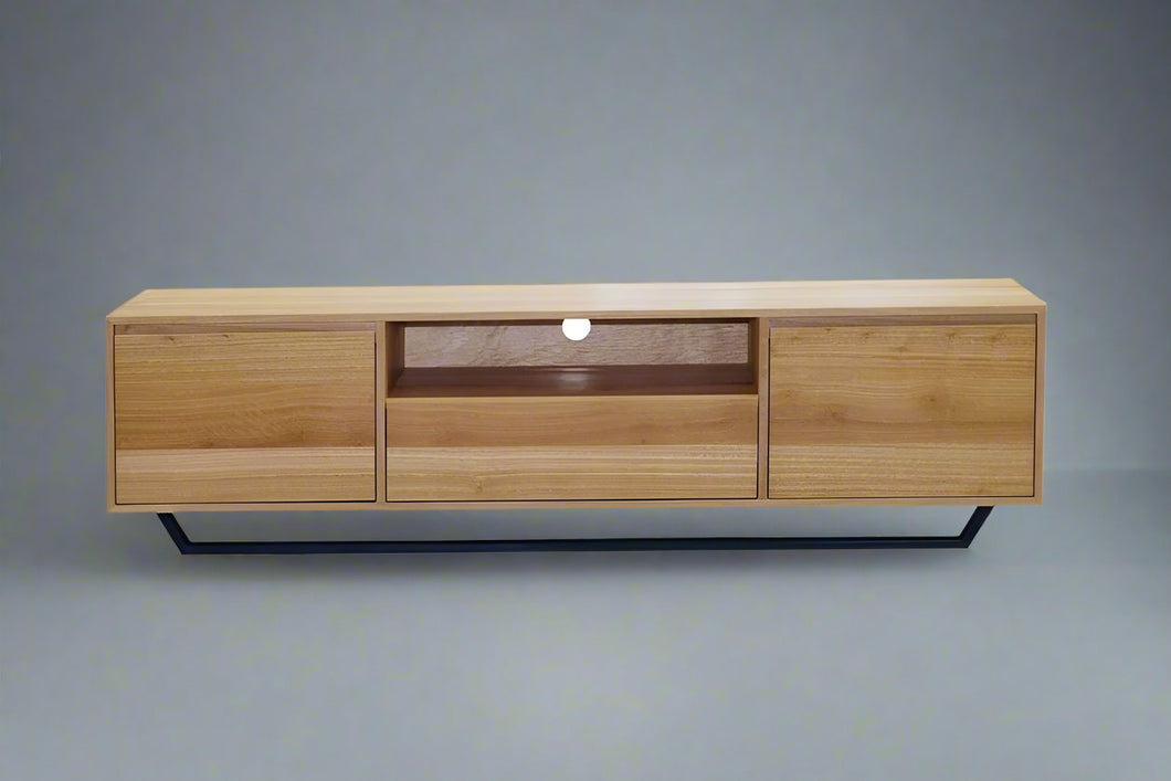 Haven TV unit