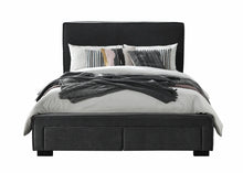 Load image into Gallery viewer, Trieste Queen/King Bed

